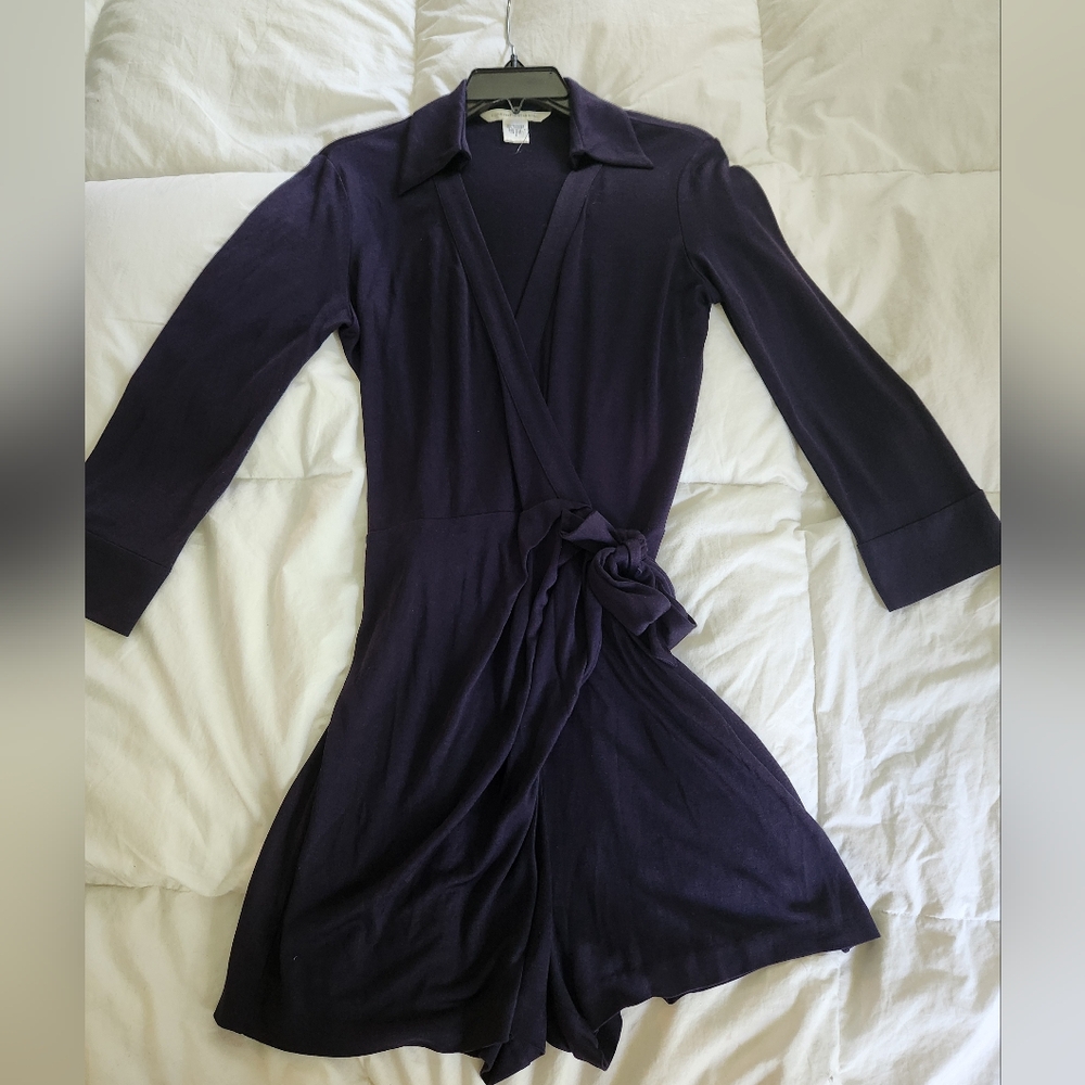 DIANE VON FURSTENBERG Skylar Romper Wrap Silk Blend Sz 8 Navy